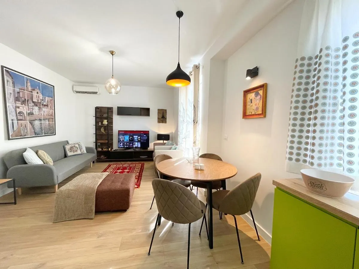 Metro Suites Tirana Apartment